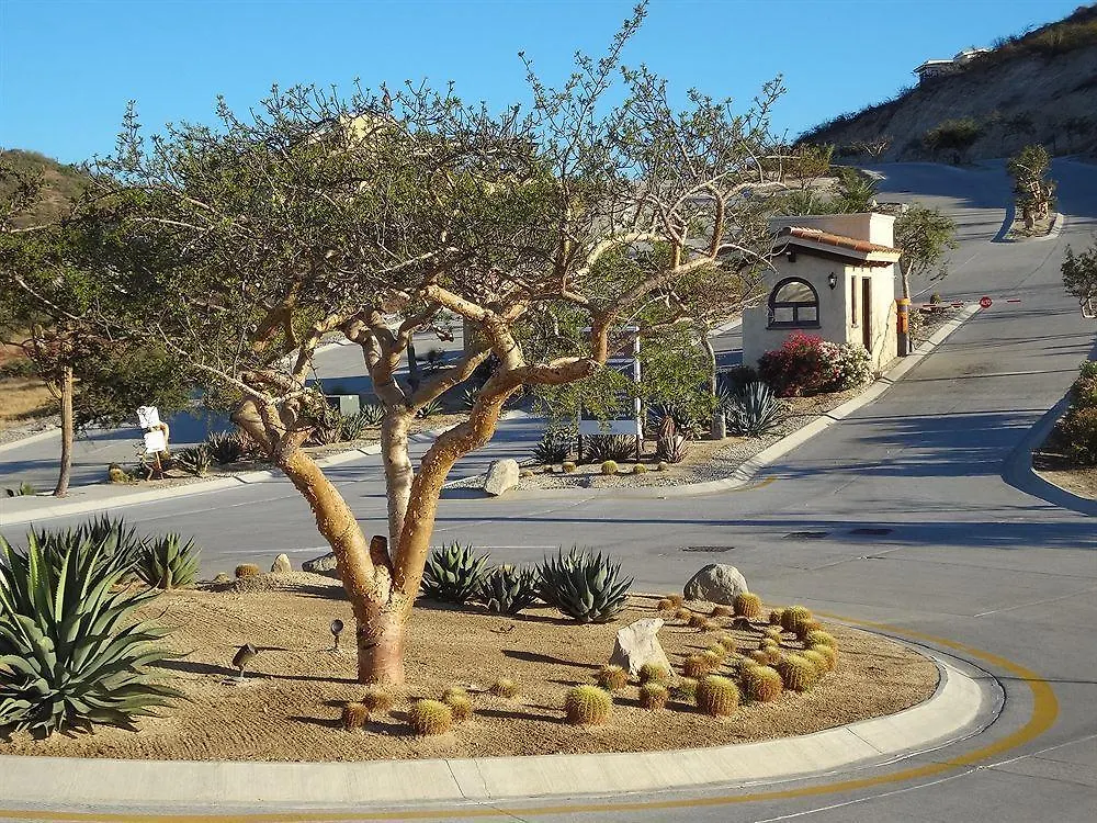 Cabo Marina Beach Condos كابو سان لوكاس